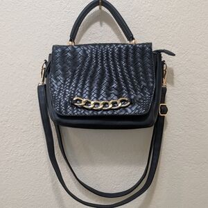 Darcy Marks London Woven Cross Body Bag With Top Handle & Gold Accent Chain